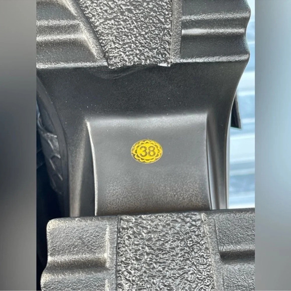 JADYROSE | BLACK MATTE LEATHER CHUNKY HEEL LOAFER SIZE 38/8 - Picture 11 of 14